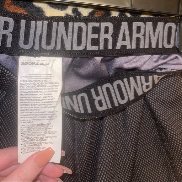 Athletic - Picture 4 of 4